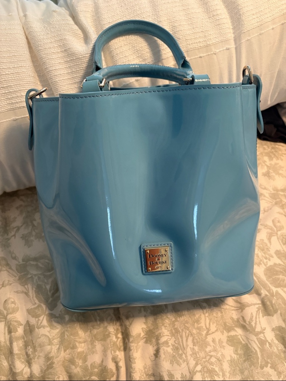 Dooney & Bourke bag used once!